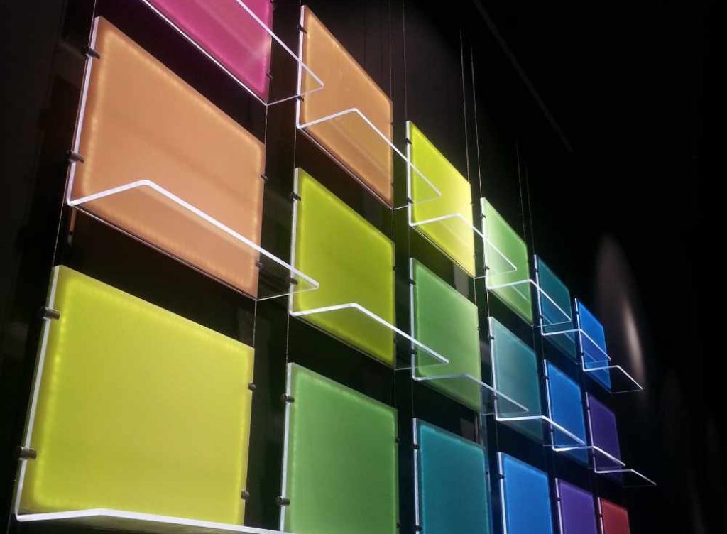 cadres éclaires led Installateur Affichage Dynamique et PLV