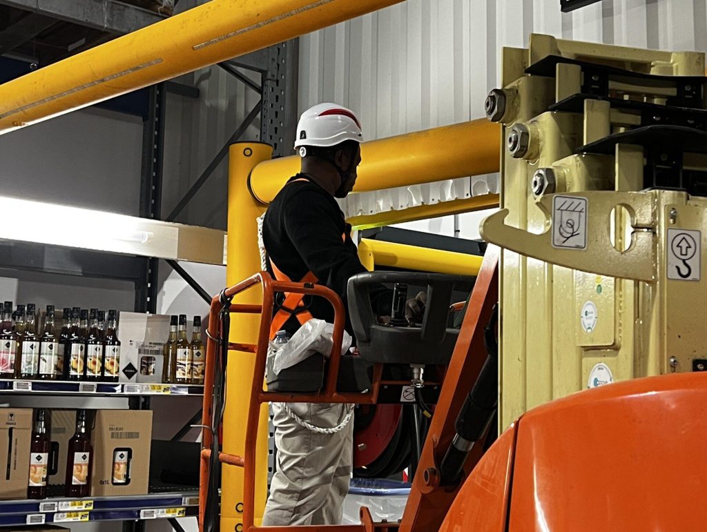 Visuel Intérieur Signage Installation Service (4)